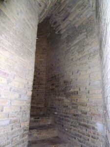 Interior de la escalera. Torre de Santa María de Tauste