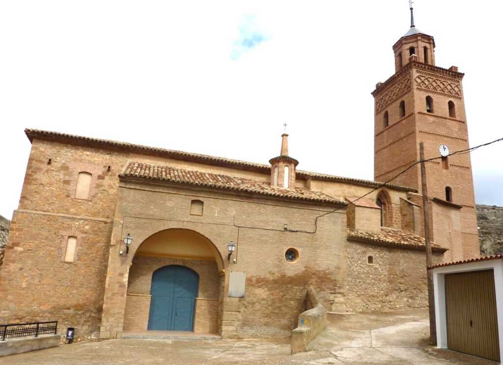 Conjunto iglesia torre